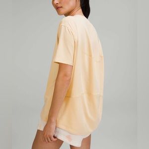 NWT Lululemon Back in Action Short Sleeve Shirt Prosecco Size 4